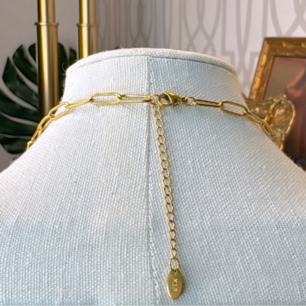 Vintage “NON” (aka “No”) charm on 18kt gold plated 18” chain 💫 - Picture 6 of 7